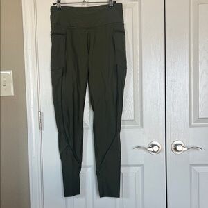 Victoria sport total knockout tight in olive green